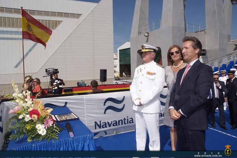Al acto han asistido diversas autoridades, entre ellas el Almirante Jefe de Estado Mayor de la Armada, Manuel Rebollo
